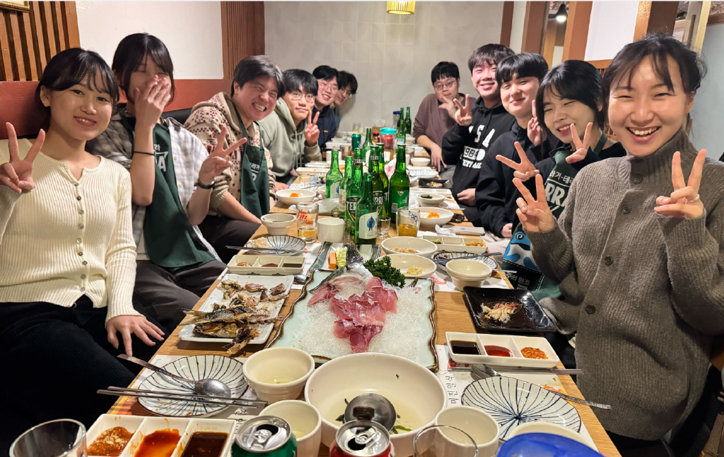 /images/posts/22/연구실송년회.png